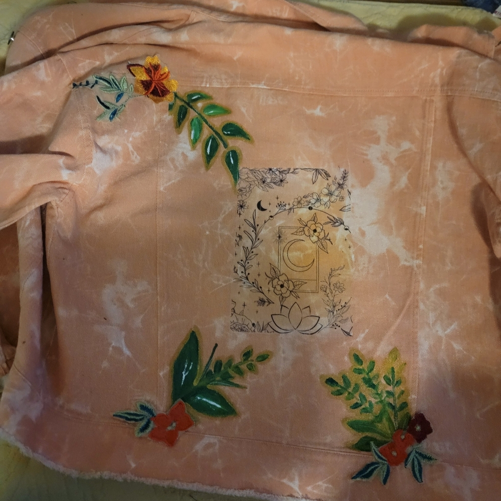 Pink Floral Embroidered Jacket - Picture 3 of 3